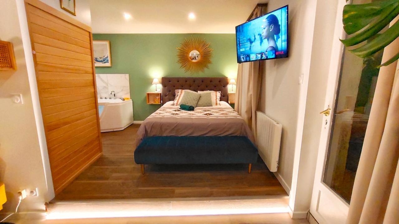 Votre Escale Jungle Sauna & Spa Ніор Екстер'єр фото